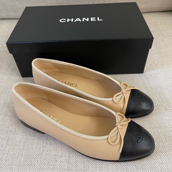 Authentic CHANEL Classic CC Logo Ballet Flats Ballerinas Beige and Black - Picture 6 of 10